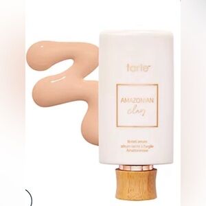 NEW - tarte Amazonian Clay Tinted Serum. Color: 22B Light Beige